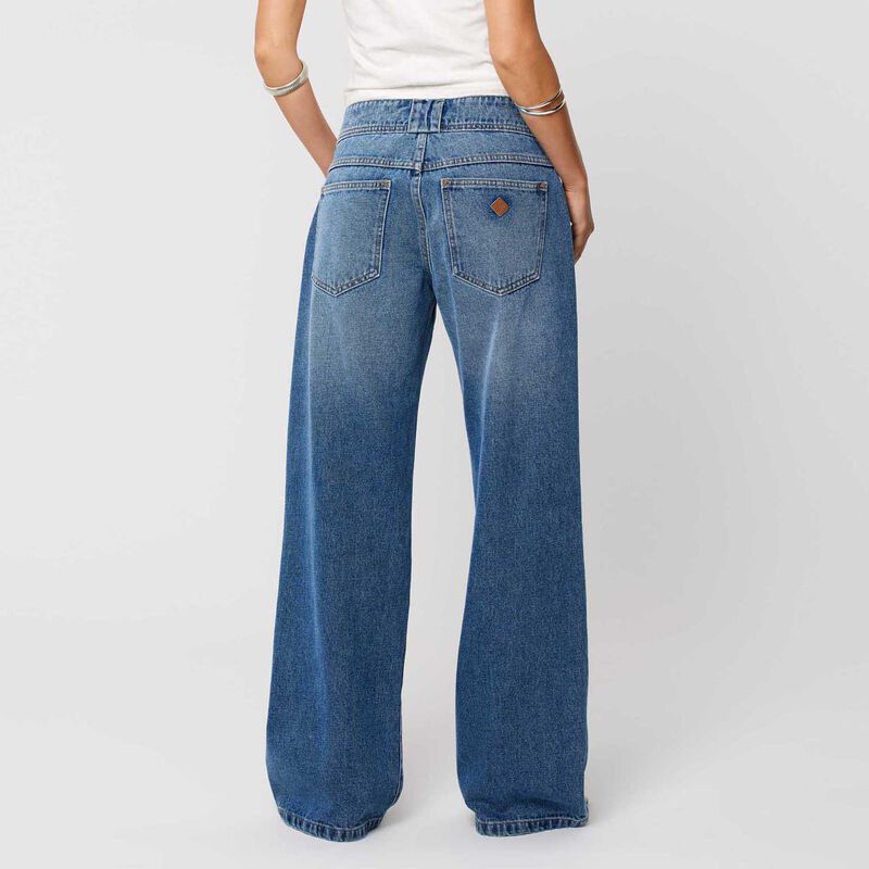 Abrand Dreamgaze Baby Tee image number 1